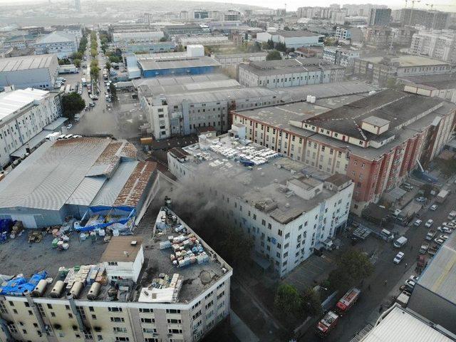 Beylikd&uuml;z&uuml;&rsquo;ndeki Fabrika Yangını Havadan G&ouml;r&uuml;nt&uuml;lendi 1