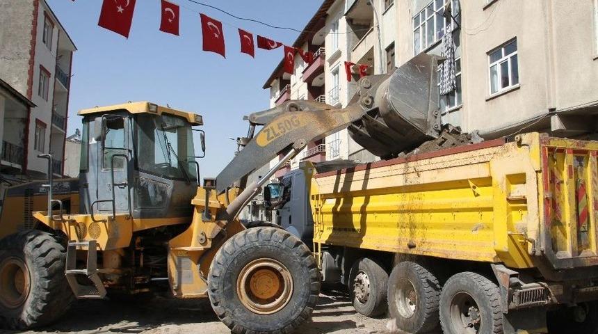 Malazgirt&rsquo;te &Uuml;st Yapı &Ccedil;alışmaları T&uuml;m Hızıyla Devam Ediyor