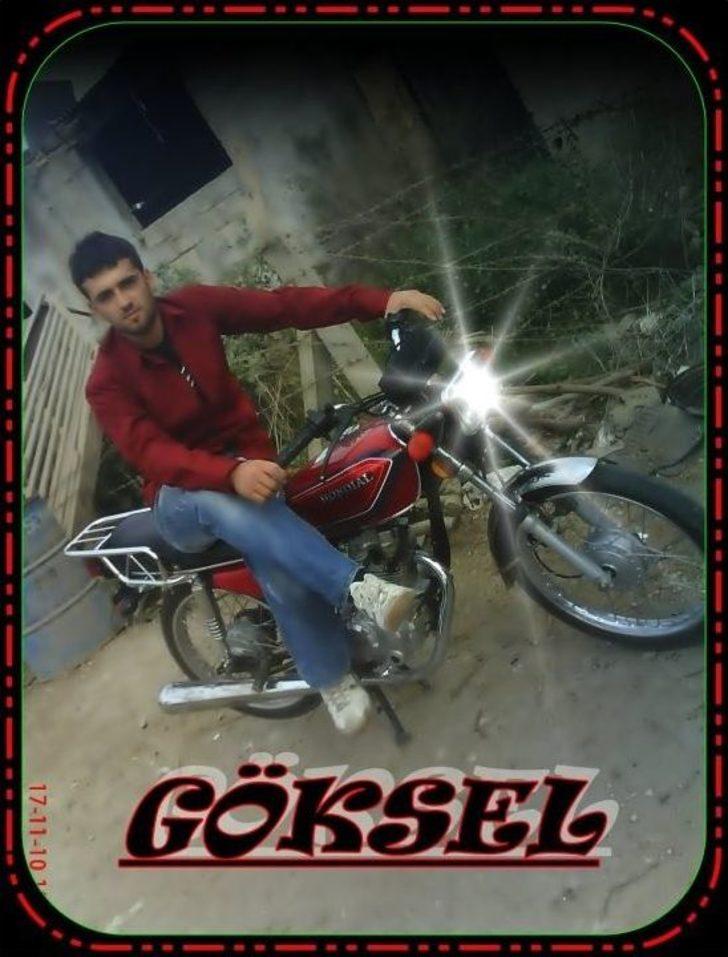 Motosikletinden Düşüp Metrelerce Sürüklenen Genç Yaşamını Yitirdi G4