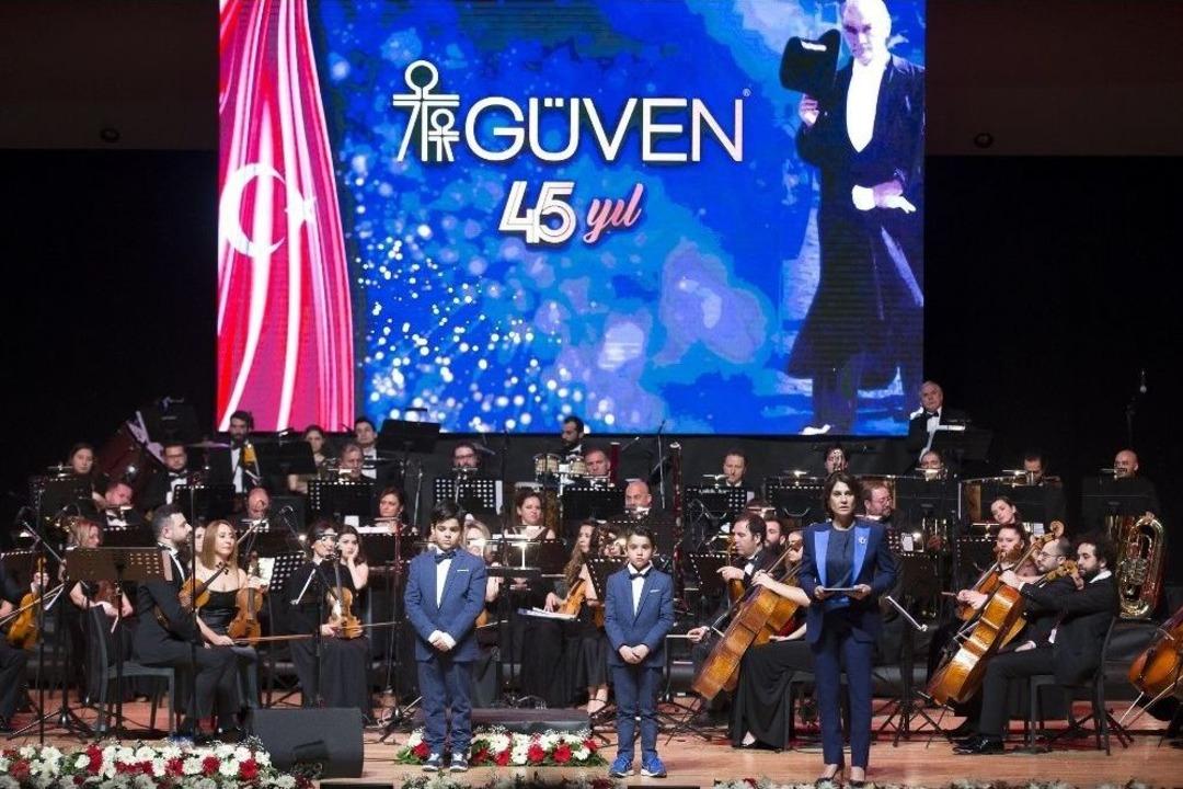 Doktorlar, Limak Filarmoni Orkestrası&rsquo;yla Eğlendi