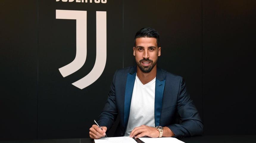 Sami Khedira Juventus ile s&ouml;zleşmesini 2021 yılına kadar uzattı