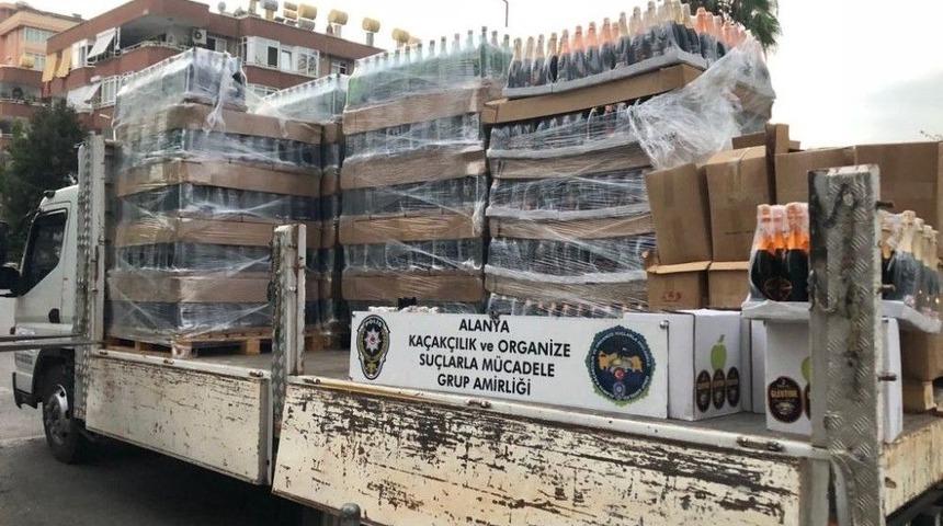 Alanya&rsquo;da G&uuml;mr&uuml;k Ka&ccedil;ağı Ve Bandrols&uuml;z İ&ccedil;ki Operasyonu