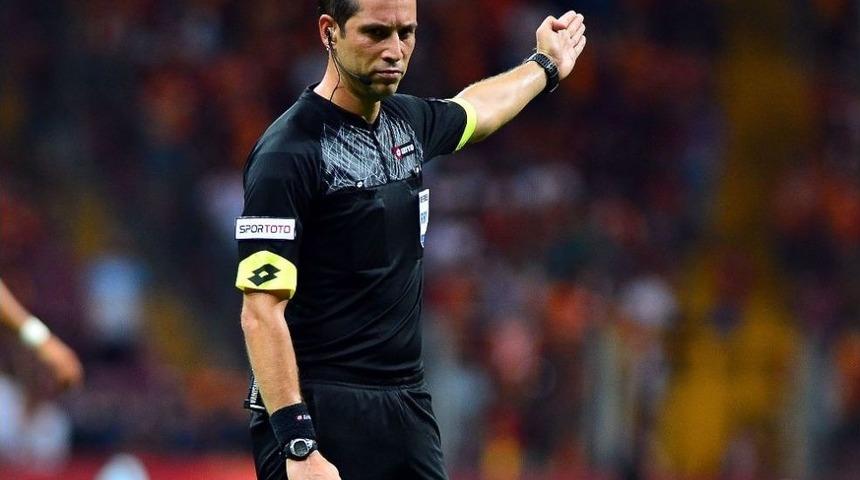 Ali Palabıyık&rsquo;ın Eli Cebinden Ayrılmıyor