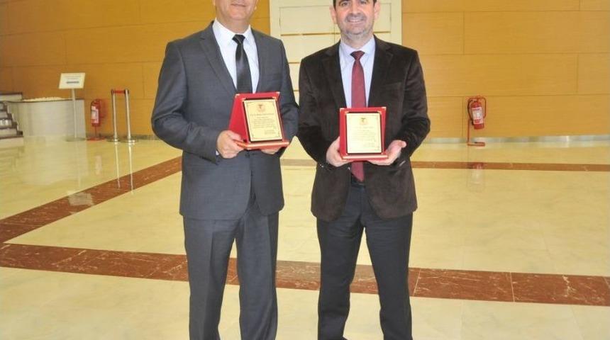 Deneyimli Doktorların Yolları &Uuml;&ccedil;&uuml;nc&uuml; Kez Kesişti