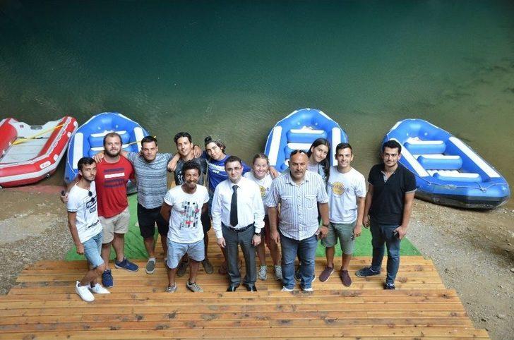 Altınbeşik Mağarası Ziyaretçilerini Büyülüyor G1