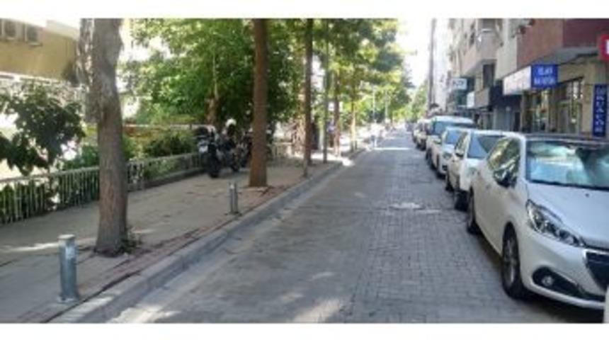 Abd’li Rahibin Sokağında Kuş Uçurtulmuyor