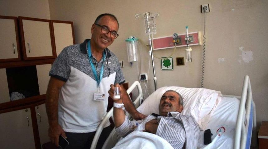 Boğazına Ka&ccedil;an S&uuml;l&uuml;kle Bir Ay Yaşadı