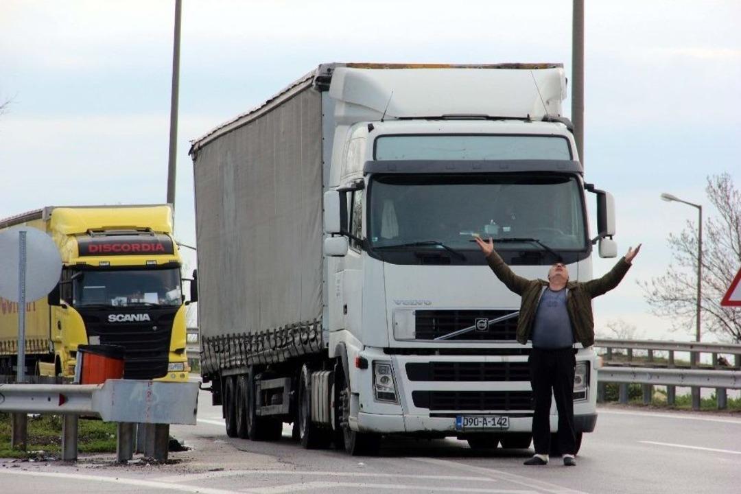 Kapıkule&rsquo;de &rsquo;kuyruk&rsquo; &Ccedil;ilesi: 28 Kilometreyi Aştı