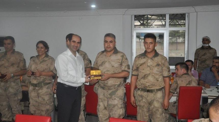 Başkan Vekili Işıktaş, Tayini &Ccedil;ıkan G&uuml;venlik G&uuml;&ccedil;leri Personeli İle Yemekte Buluştu