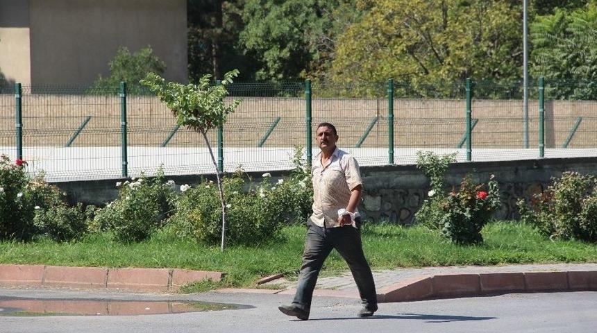 Malatya&rsquo;da Acemi Kasaplar Hastanelere Akın Etti