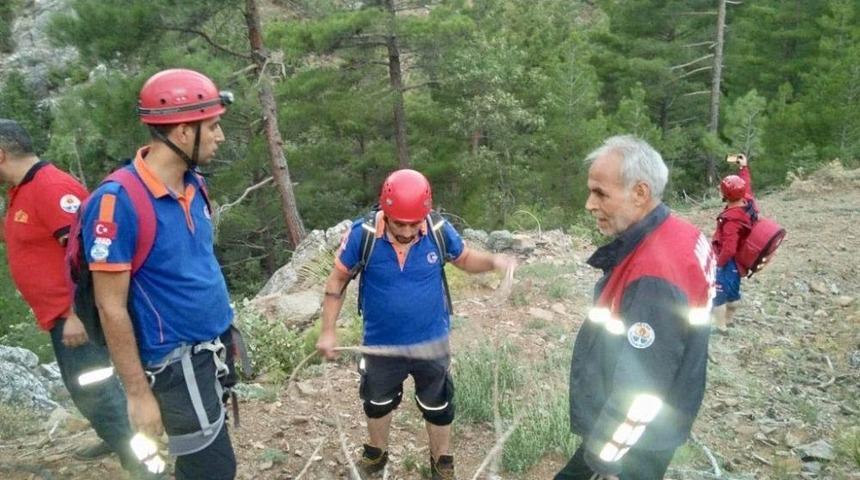 Kanyonda Mahsur Kalan Baba-oğul Kurtarıldı