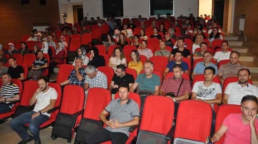 Simav’da Öğretmenlere Trafik Eğitimi Veriliyor