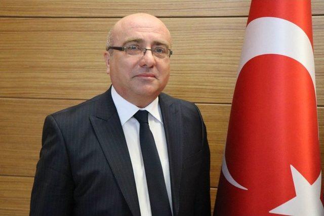 Erü Ve Kayseri Üniversitesi Rektörleri Görevlerini Teslim Aldı