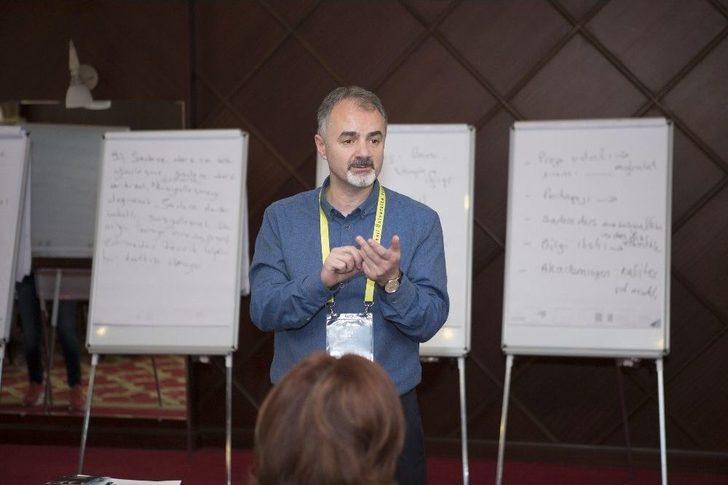 Atatürk Üniversitesi Öğrencilerinden Dönüşüm Manifestosu G4