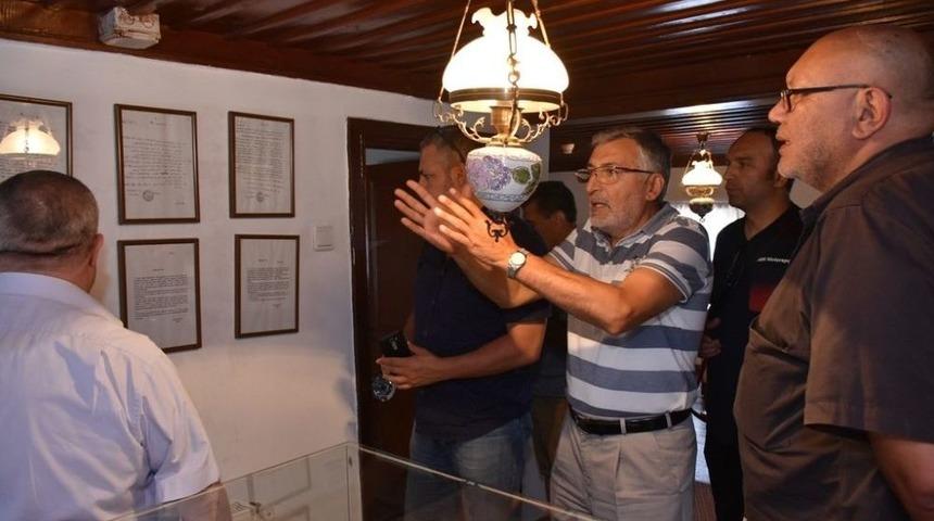 Aytmatov 23 Yıl Sonra S&ouml;z&uuml;n&uuml; Yerine Getirdi