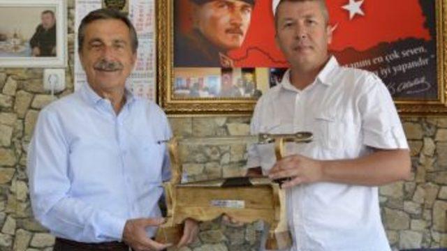 Tepebaşı Bölgesindeki 45 Kırsal Mahallede Sürdürülen Üstyapı Çalışmaları