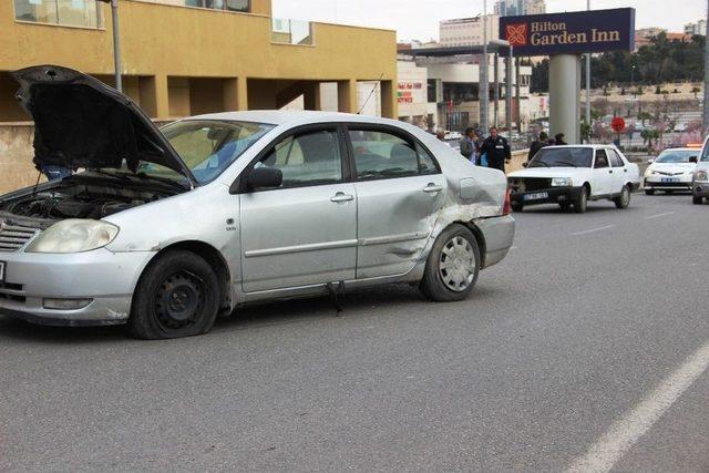 Şanlıurfa’da Trafik Kazası: 2 Yaralı