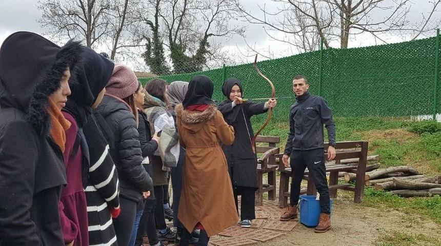İzcilik Ve Oryantring Kul&uuml;b&uuml;, Ketenciler Gen&ccedil;lik Kampı&rsquo;nı Ziyaret Etti