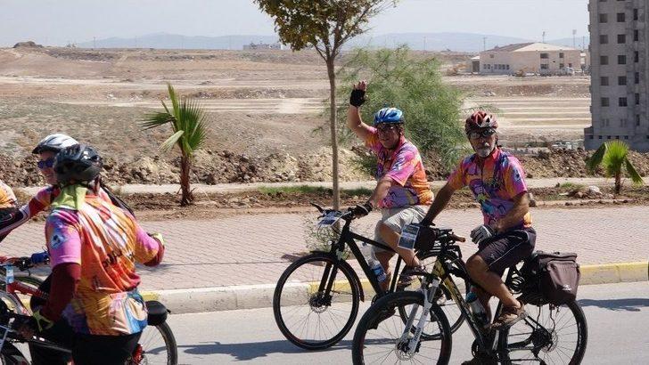 Bisiklet Tutkunları ’pedalda Engel Yok’ Sloganı İle 450 Kilometre Pedal Çevirecek G3