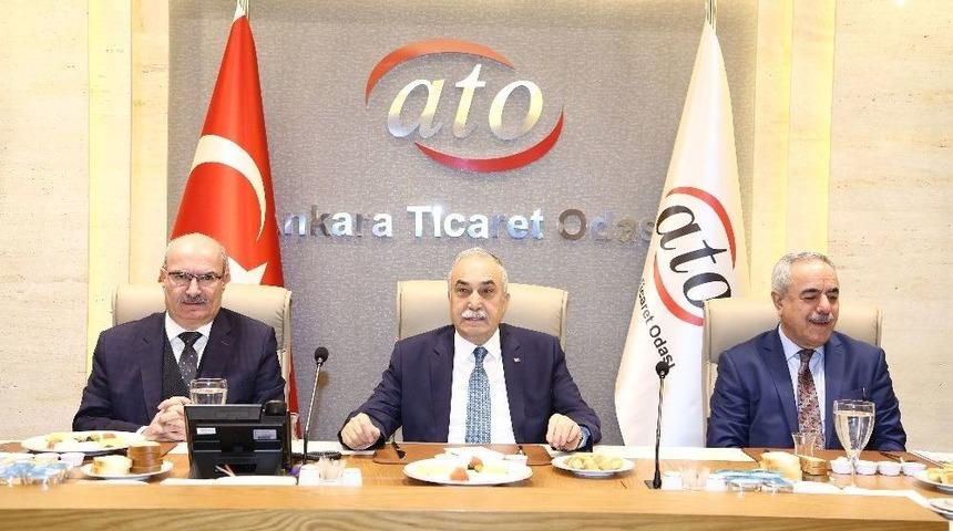 Bakan Fakıbaba, Ato&rsquo;da Yem Ve Hayvancılık Sekt&ouml;r Temsilcileriyle Buluştu