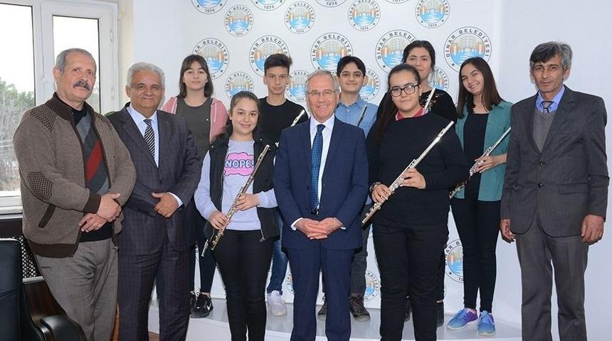 Yan Flüt Kursiyerlerinden Başkan Acar’a Ziyaret