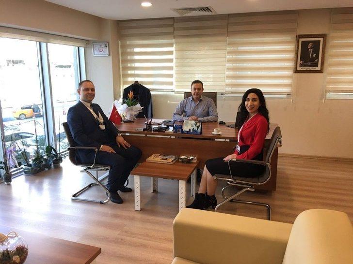 Hospitalpark Darıca Hastanesi Yönetiminden Tıp Bayramı Ziyaretleri G1