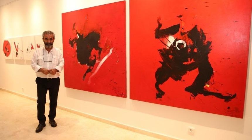 Habip Aydoğdu İle “kırmızı Yolculuk” Sergisi Açıldı