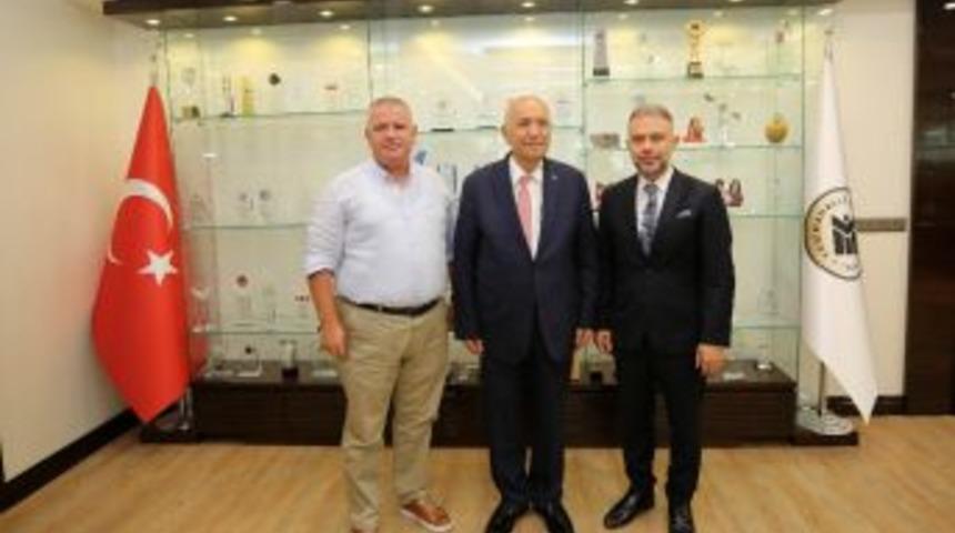 Lokman Ert&uuml;rk&rsquo;den Başkan Fethi Yaşar&rsquo;a Taziye Ziyareti