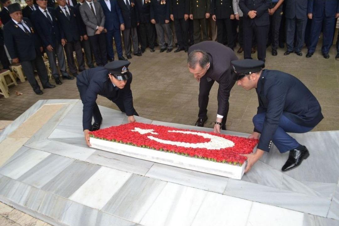 İneg&ouml;l&rsquo;de Kurtuluş Coşkusu Başladı