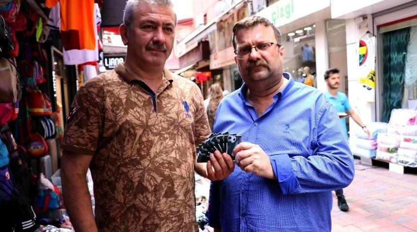 Zonguldak K&ouml;m&uuml;rspor Başkanı S&uuml;leyman Caner 1. Lig&rsquo;e &Ccedil;ıkabilmek İ&ccedil;in Kapı Kapı Gezip Bilet Satıyor