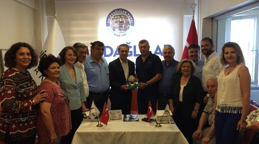 Saint-josse Belediye Başkanı Emir Kır&rsquo;dan Emirdağlılar Vakfı&rsquo;na Ziyaret