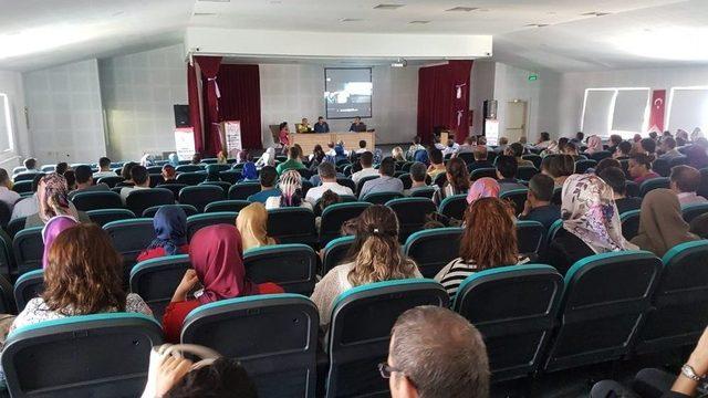 Develi’de Öğretmelere Yönelik Trafik Eğitim Semineri Başladı