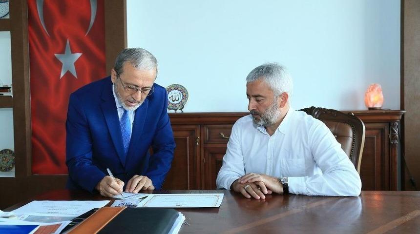 Başkan Yılmaz, Kurban Bağışında Bulundu