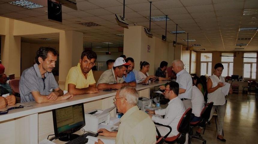 Akdeniz Belediyesi Veznelerini Hafta Sonu Da A&ccedil;acak