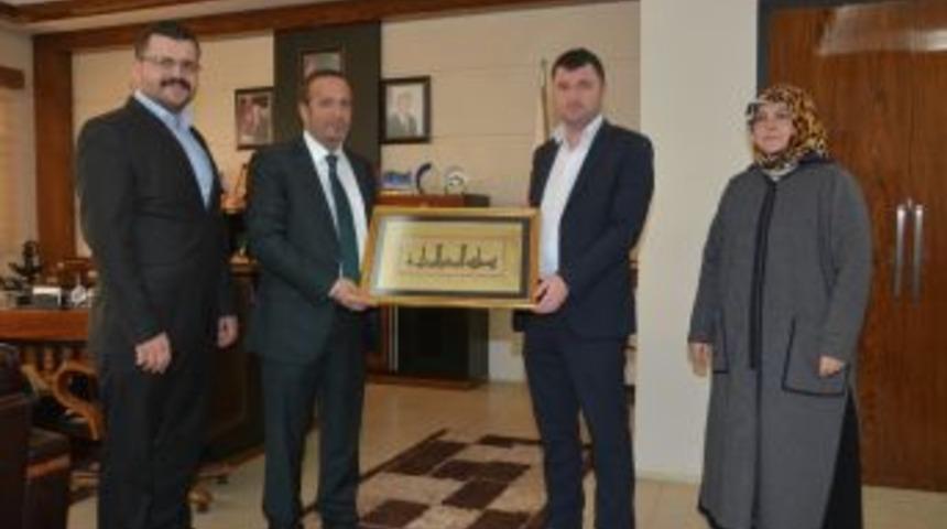 Başkan Toltar, Dilovası Halk Eğitim Merkezi Y&ouml;netimini Ağırladı