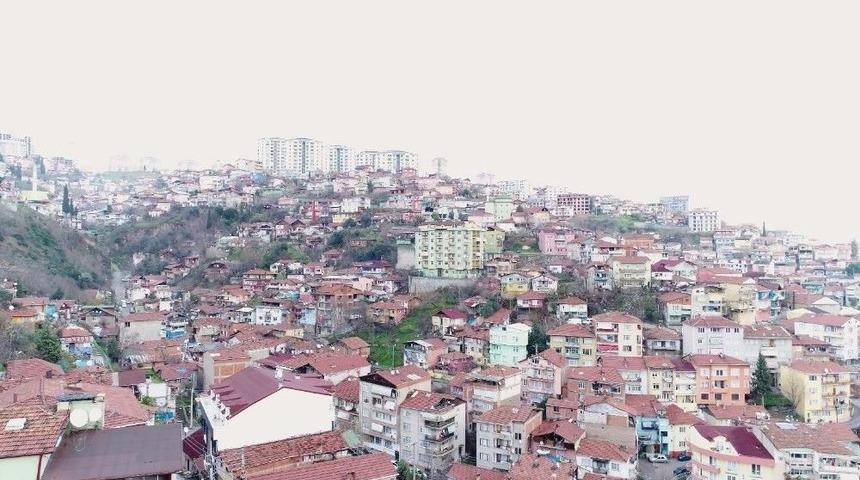 Cedit Mahallesi&rsquo;de Kentsel D&ouml;n&uuml;ş&uuml;mde 1000 Hak Sahibi İle Anlaşıldı