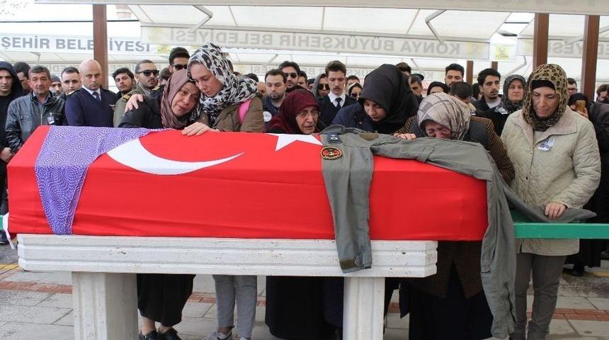 Pilot Melike Kuvvet Son Yolculuğuna Uğurlandı