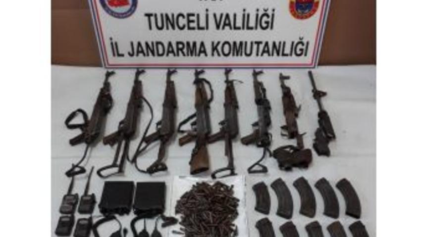 Etkisiz Hale Getirilen 10 Teröristten Çok Sayıda Silah Ve Mühimmat Ele Geçirildi