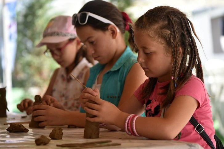 Çocuklar Pişmiş Toprağı Çok Sevdi G1