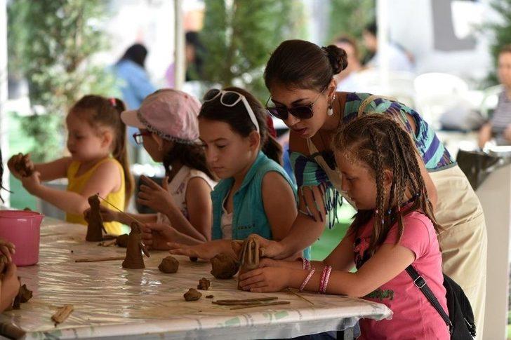 Çocuklar Pişmiş Toprağı Çok Sevdi G3