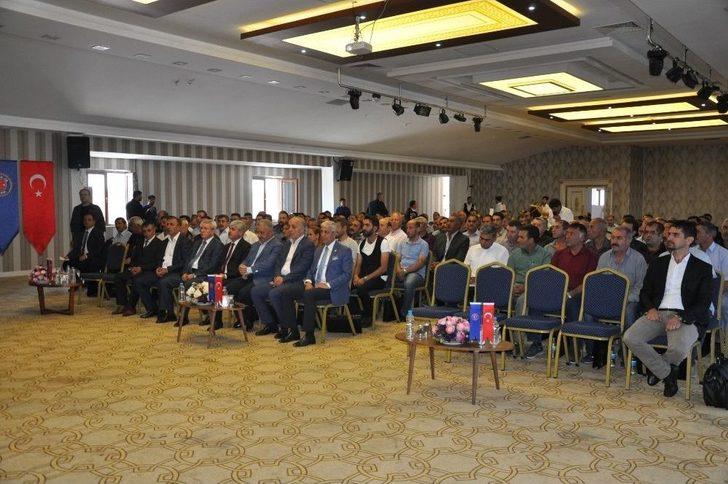 Kars’ta ‘çalışma Hayatındaki Güncel Gelişmeler’ Eğitim Semineri Düzenlendi G1