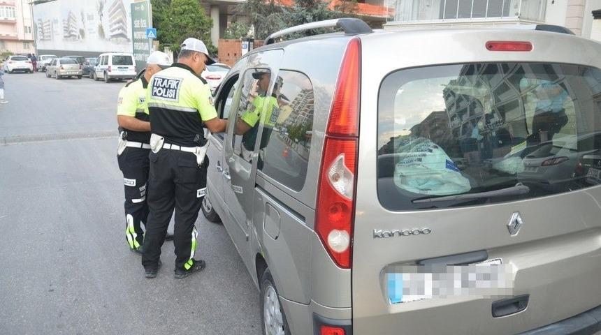 Uşak Polisi G&uuml;venlik Uygulamalarını Yoğunlaştırdı