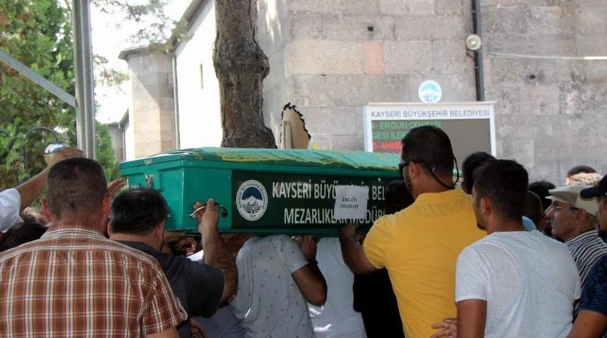 Gen&ccedil; Tasarımcı Hayatını Kaybetti