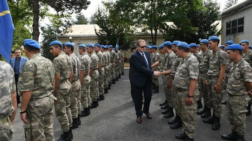 Trabzon Protokol&uuml; Şehitliği Ziyaret Etti