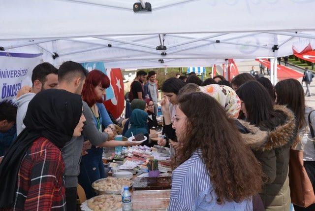 Düzce Üniversitesi’nden Zeytin Dalı Harekatına Destek Kermesi