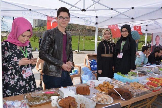 Düzce Üniversitesi’nden Zeytin Dalı Harekatına Destek Kermesi