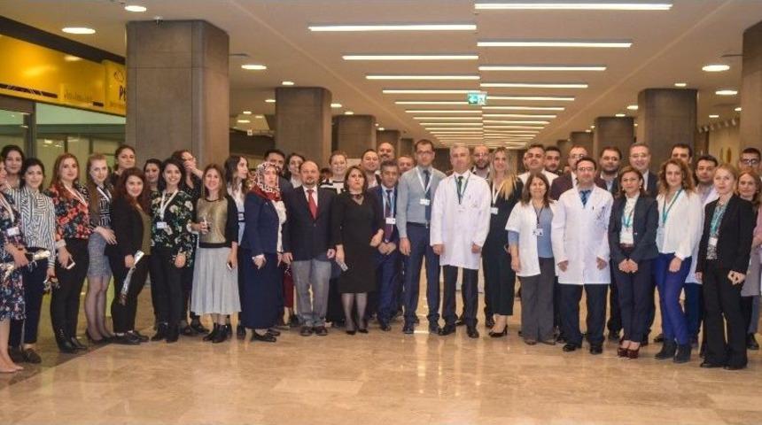 Adana Şehir Hastanesi&rsquo;nde 14 Mart Tıp Bayramı Kutlandı