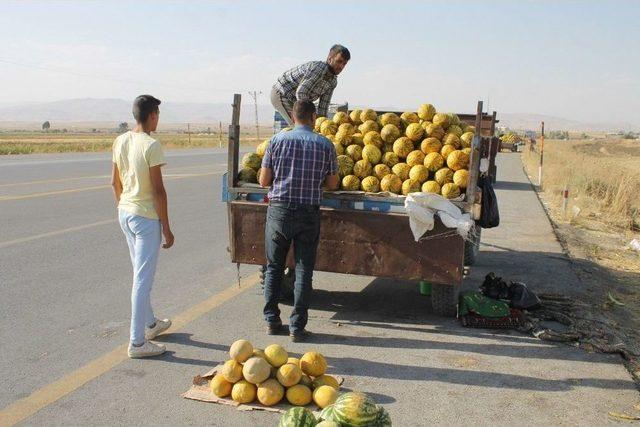 Muş’ta Pazar Sıkıntısı