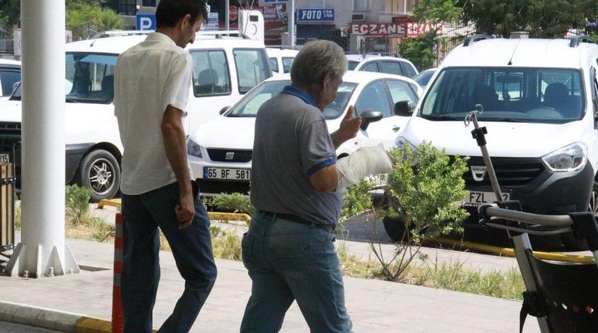 Antalya&rsquo;da &rsquo;acemi Kasaplar&rsquo; İş Başında