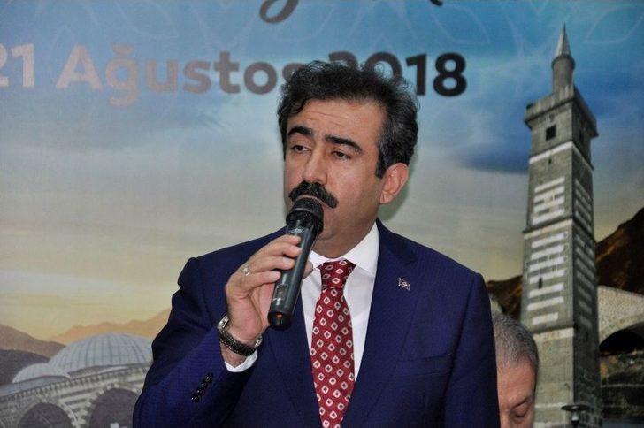 Diyarbakır Protokolü Vatandaşlarla Bayramlaştı G3